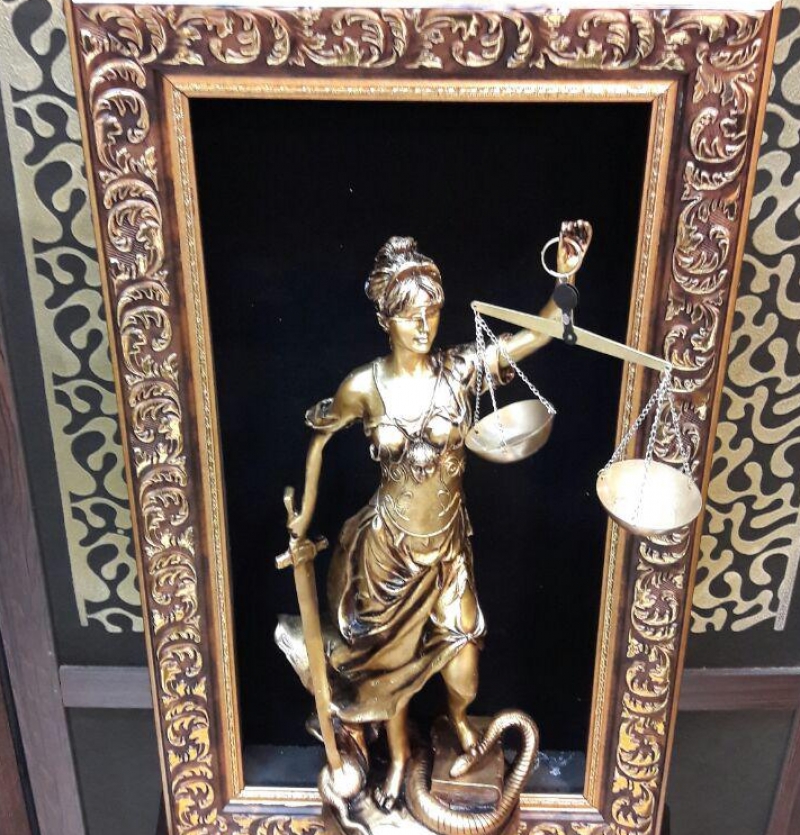 تابلو عدالت