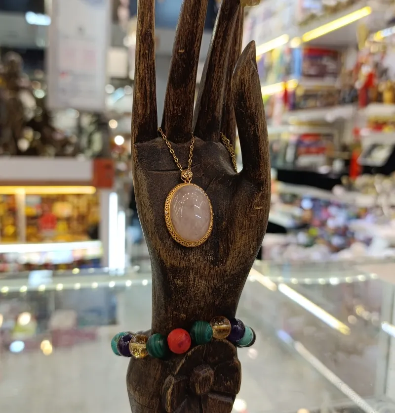 سنگ کوارتز صورتی