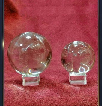 گوی کریستالی